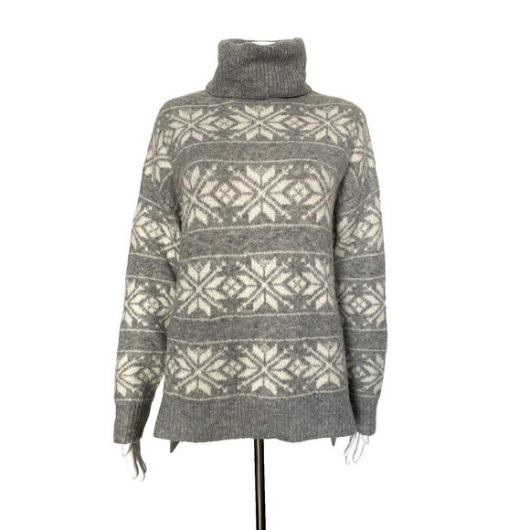 Cupcakes and Cashmere Fair Isle Snowflake Turtleneck Sweater Women S Gray White - Picture 2 of 9